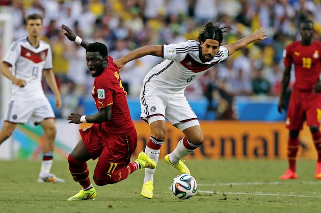 Arsenal Transfer News: Sami Khedira Bid Prepared, Spurs Lead Loic Remy Chase