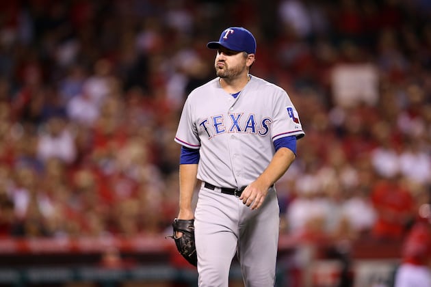 Rangers Designate Joe Saunders for Assignment