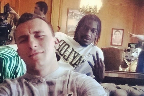 Photo: Johnny Manziel Posts a Heisman Winner-Filled Selfie with RG3