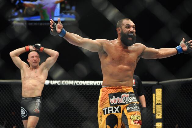 Hendricks prefere Brown à Lawler em retorno