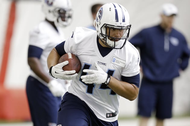 Titans Back Jackie Battle Proving to Be Versatile
