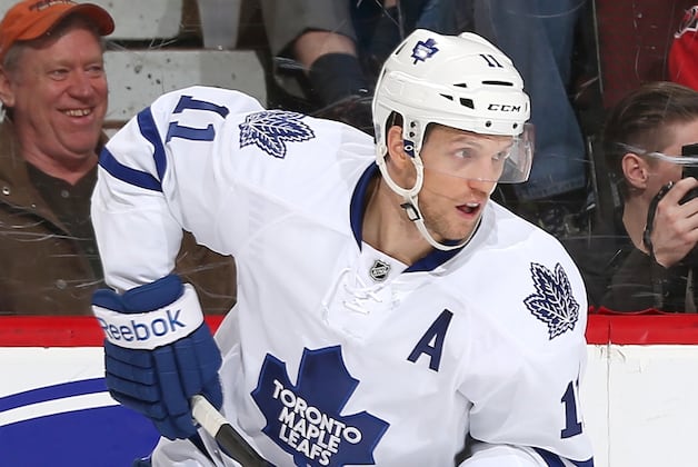 Hurricanes Agree to Terms with McClement