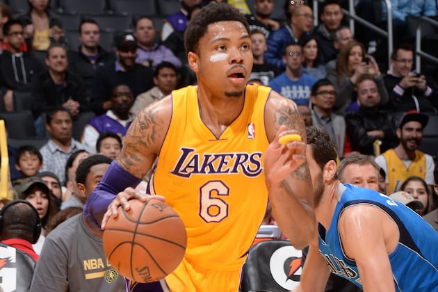Report: Sixers Interested in Bazemore