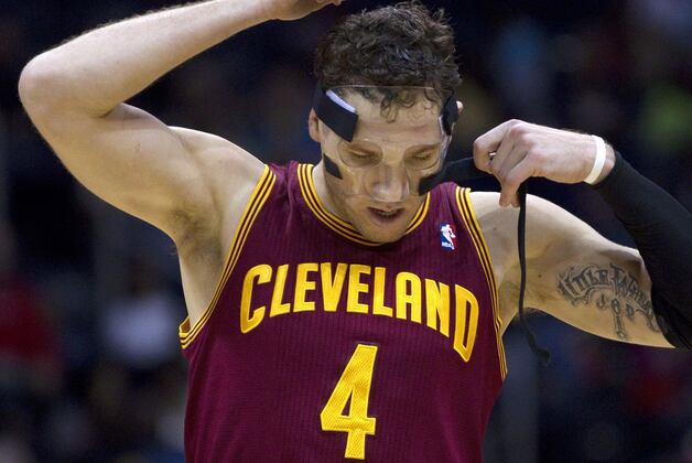 Walton: We'll Run 'Parts of Triangle Offense'