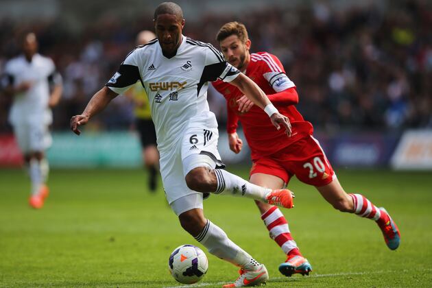 Ashley Williams Signs 4-Year Swansea Deal