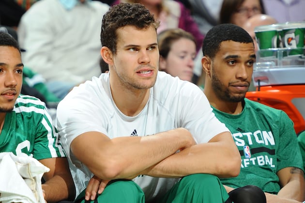 Report: Celtics Show Interest in Re-Signing Humphries