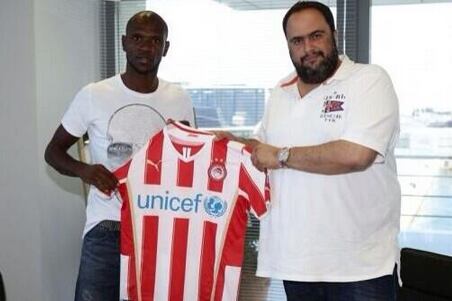 Abidal Leaves Monaco for Olympiakos