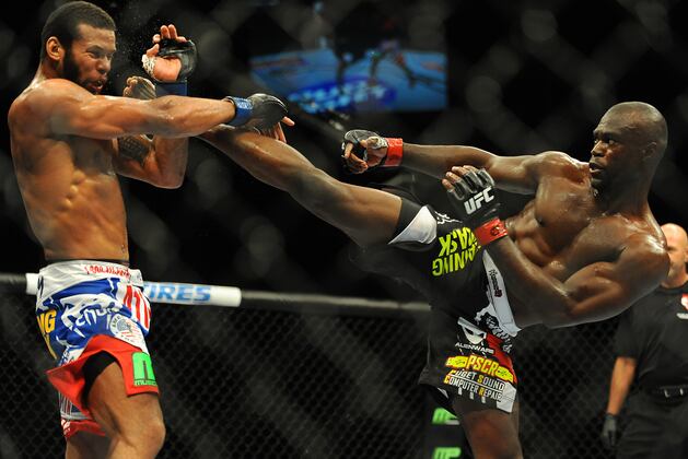 Five-Man Medical Team Fixes Hall's Toe