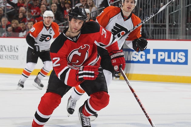 Lightning Sign Defenseman Matt Corrente