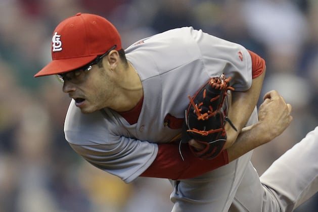 Cards Notebook: Kelly Likely to Make Return Start Friday