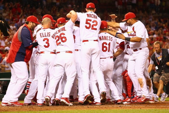 Wong's Walk-off HR Lifts Cards Past Pirates 5-4