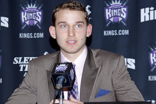 Kings Sign First-Round Pick Nik Stauskas