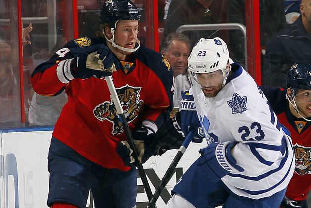 Florida Panthers Sign D Dylan Olsen, 2 Others