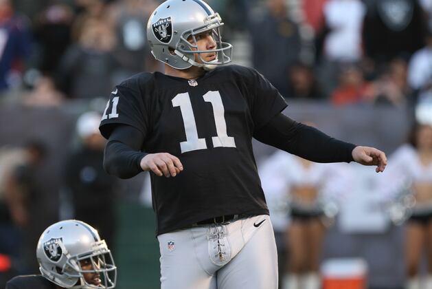 Raiders' Sebastian Janikowski Says New Veterans Are 'What We Need'