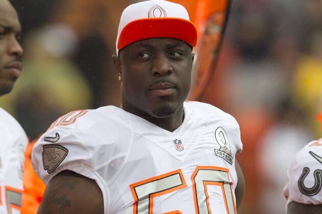 Still Upset with Chiefs, Justin Houston Is Currently Expected to Report