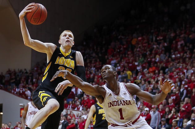 White Embraces Burden of Leadership After Tough Finish to 2013-14 Season