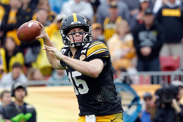 Jake Rudock Keeps Focus Solely on Iowa