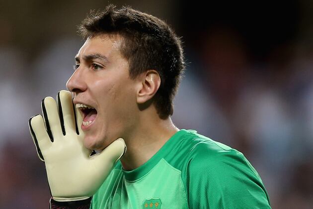 Pantilimon Relishes Mannone Rivalry