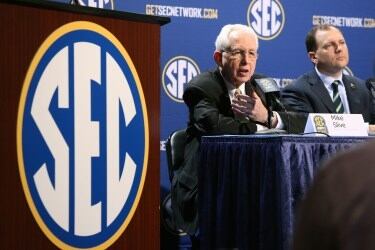 Report: Comcast, DirecTV Nearing Deals with SEC