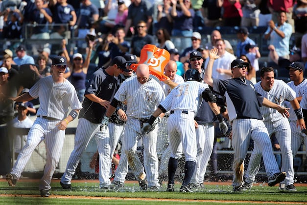 Pop-Fly Single Gives Yankees 3-2 Win over Reds