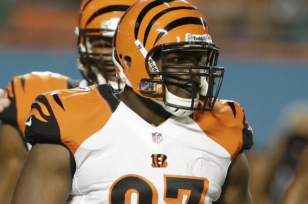 Bengals Place Geno Atkins, Leon Hall on Physically Unable to Perform List