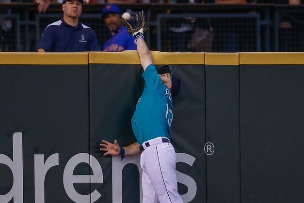 Watch: Ackley Robs d'Arnaud of Homer