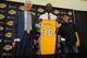 EL SEGUNDO, CA - JUNE 30: Mitch Kupchak, Julius Randle, and Jim Buss pose for a photo during a press conference introducing Julius Randle #30 of the Los Angeles Lakers on June 30, 2014 at the Toyota Sports Center in El Segundo, California. NOTE TO USER: User expressly acknowledges and agrees that, by downloading and or using this photograph, User is consenting to the terms and conditions of the Getty Images License Agreement. Mandatory Copyright Notice: Copyright 2014 NBAE (Photo by Andrew D. Bernstein/NBAE via Getty Images)