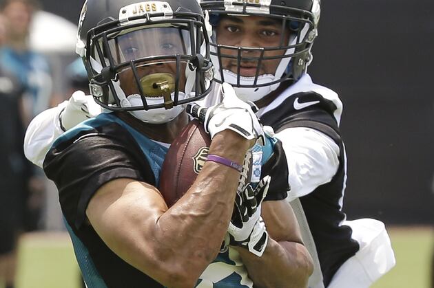 Cecil Shorts Pulled with Tight Hamstring