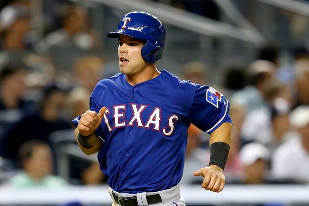 Rangers Purchase RHP Jerome Williams; Place OF Jake Smolinski on 15-Day DL