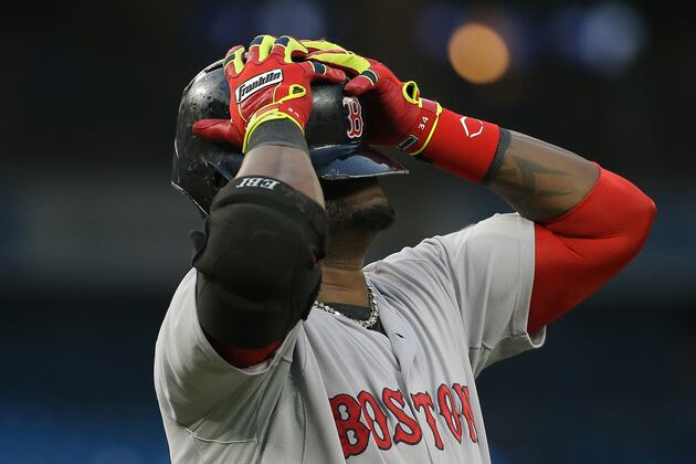 Ortiz, Lackey Vexed by Red Sox Decision Not to Challenge Close Play