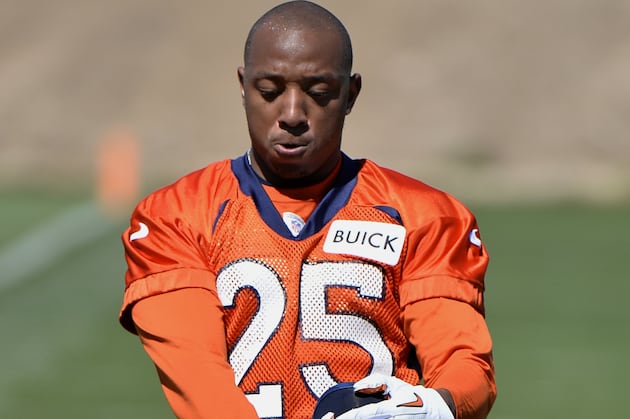 Cornerback Chris Harris Cleared for Limited Practice