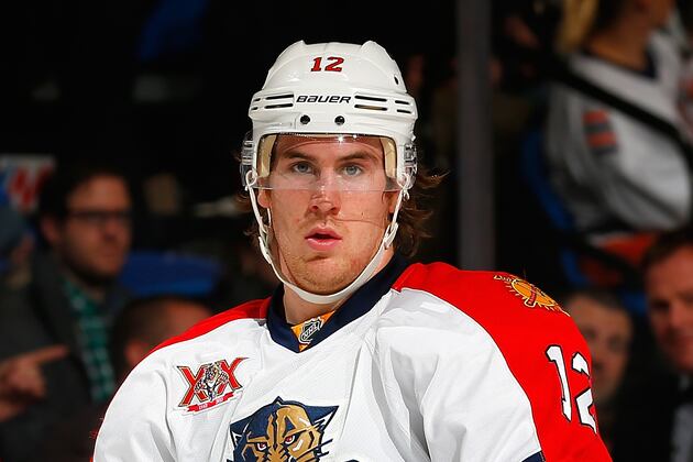Panthers Avoid Arbitration with Hayes, Who Gets One-Year Deal