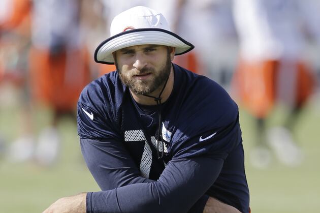 Kyle Long (Viral Infection) Visits Doctors