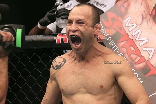 Silva aceitaria enfrentar Sonnen em evento de luta agarrada