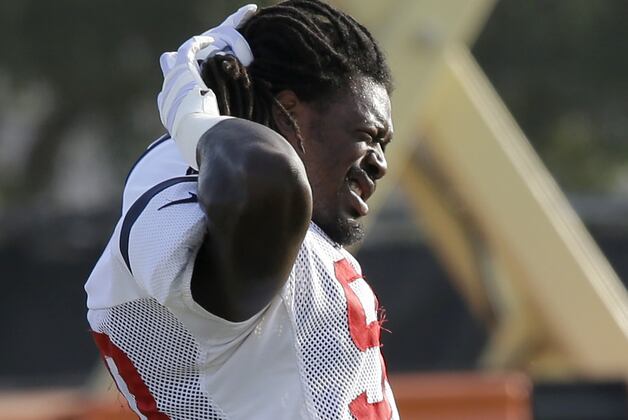 Clowney More Comfortable, Not Feeling Limited