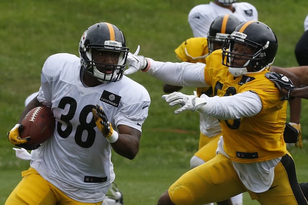 Mike Tomlin Has Eye on Running Backs