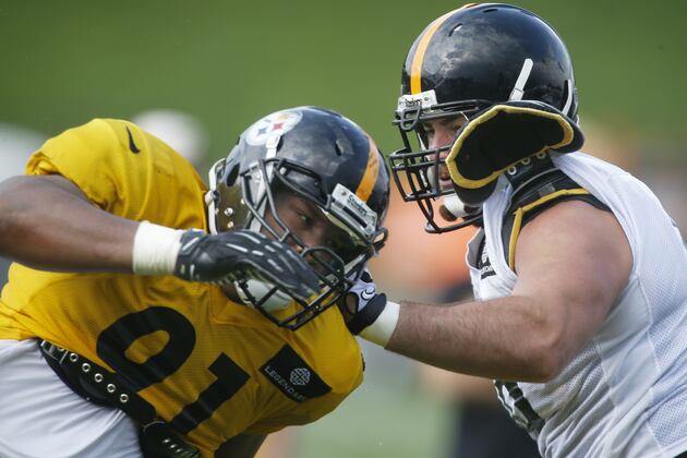 Tuitt Gets a Taste of First-Team