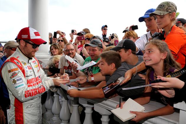 Dale Jr. Not Ready to Call Himself Championship Favorite