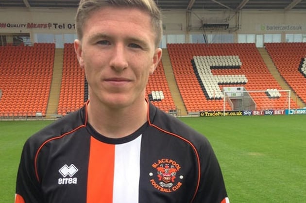 Lundstram Loaned to Blackpool