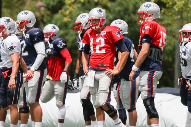 Patriots Tested in Steamy 3-Hour Practice