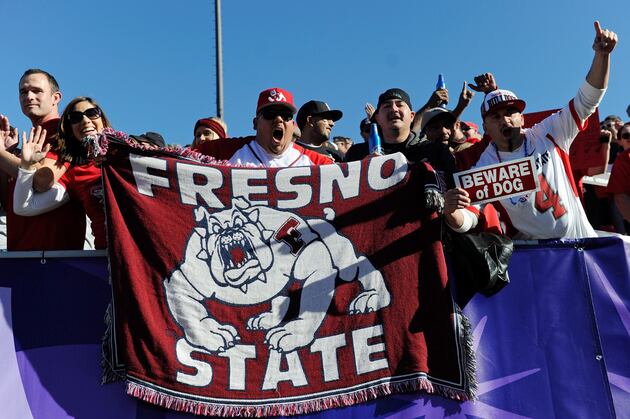 Bulldogs Snare OL McCauley for 2015