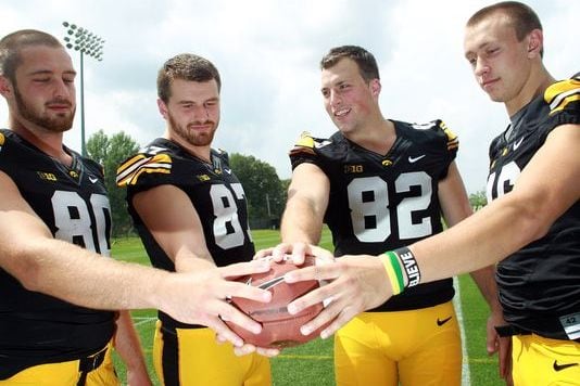 Hawkeyes Set Up for Tight-End-by-Committee Approach