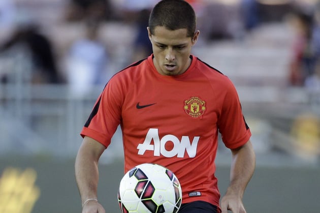 Miguel Herrera Urges Chicharito to Leave Manchester United