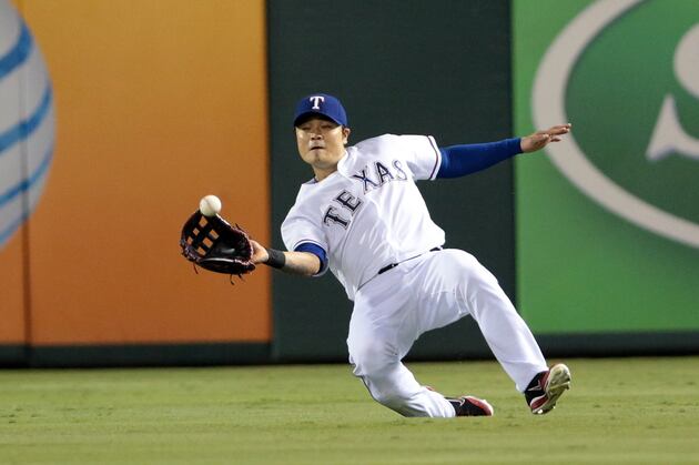 Rangers Go Quietly to Rays, Match Last Season's Loss Total with 7-0 Defeat