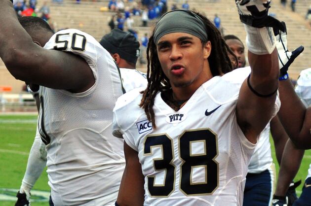 Pitt's Lewis Has Cornerback Pedigree