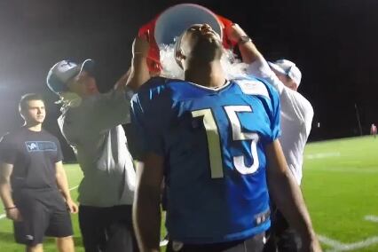Golden Tate Accepts Ice Bucket Challenge