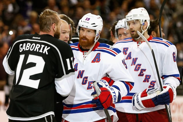 Chicago Blackhawks' Questions Topped by Salary Cap Room, Center Depth