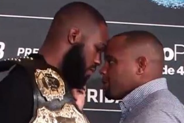 Dana White on Jon Jones-Daniel Cormier brawl: 'I would have separated them'