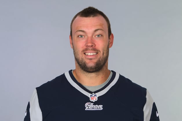Raiders Sign TE Kyle Auffray
