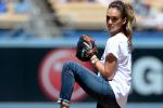 Jessica Alba Throws Out 1st Pitch for Dodgers